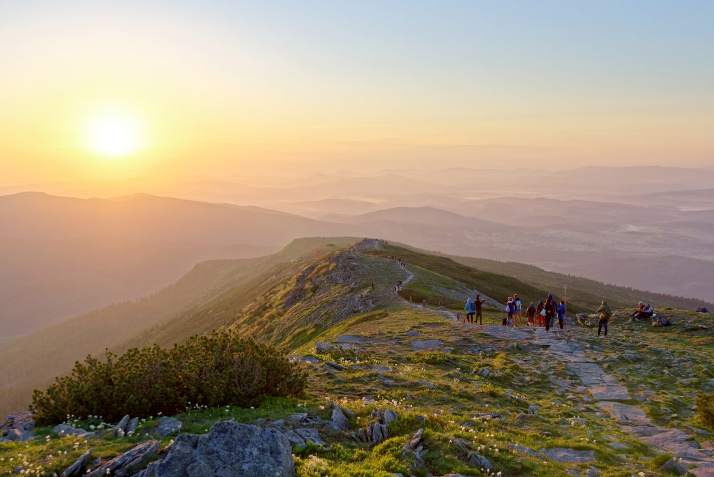 Babia Góra po wschodzie słońca, Beskid Żywiecki