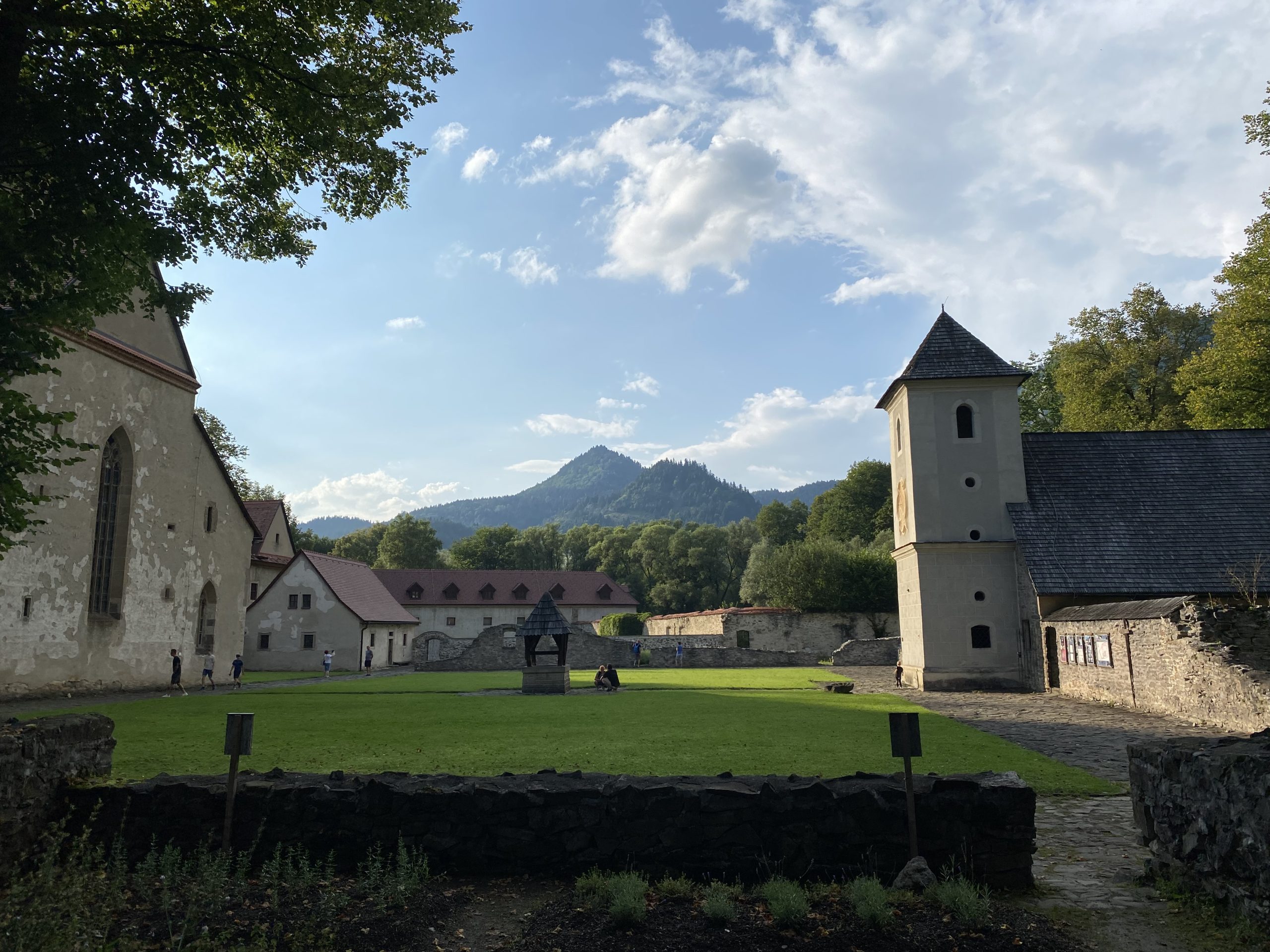 Czerwony Klasztor, Pieniny