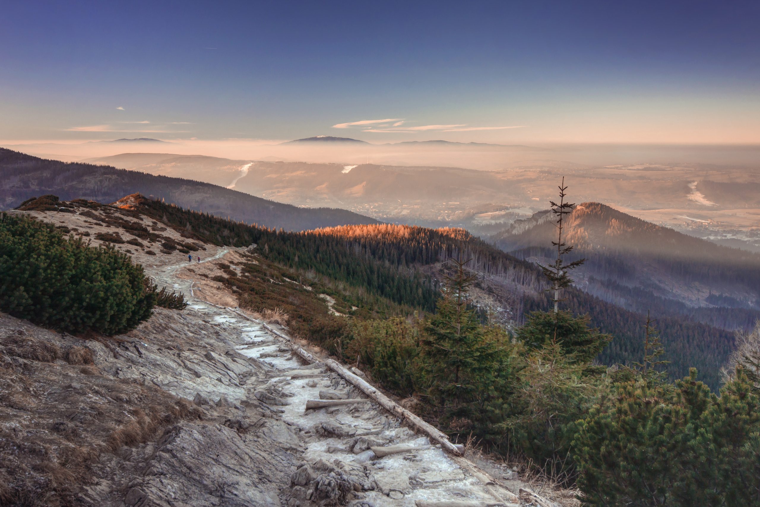 Skupniów Upłaz, widok na Zakopane i Nosal, Tatry Wysokie